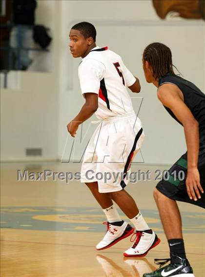 Thumbnail 1 in Lincoln SD vs. Centennial-Corona (The Tournament) photogallery.