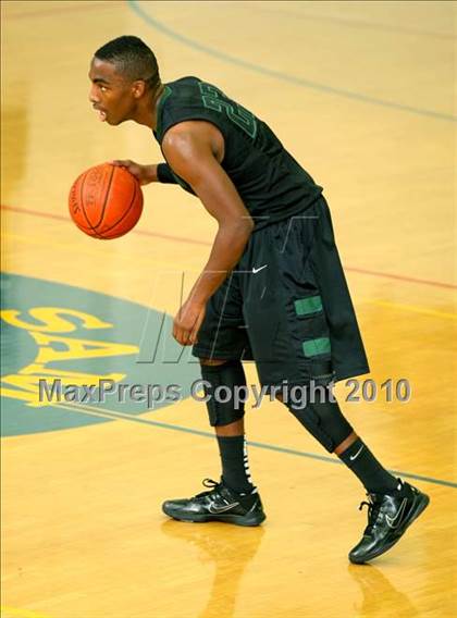 Thumbnail 3 in Lincoln SD vs. Centennial-Corona (The Tournament) photogallery.