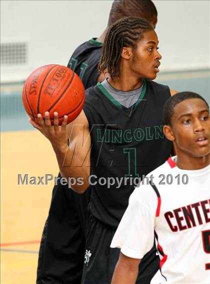 Thumbnail 3 in Lincoln SD vs. Centennial-Corona (The Tournament) photogallery.