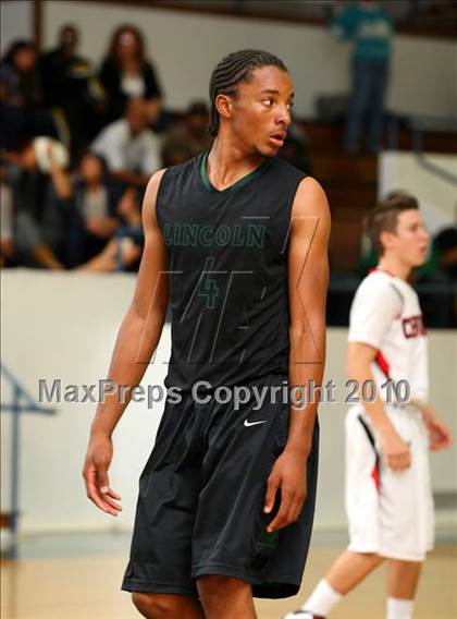 Thumbnail 3 in Lincoln SD vs. Centennial-Corona (The Tournament) photogallery.