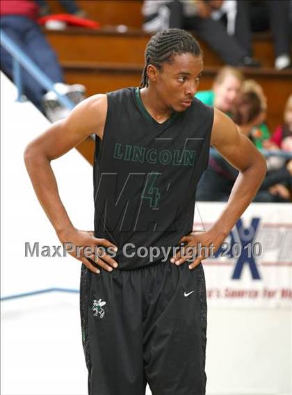 Thumbnail 1 in Lincoln SD vs. Centennial-Corona (The Tournament) photogallery.