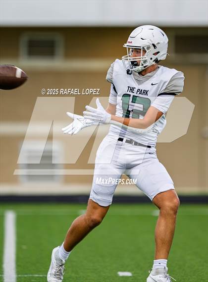 Thumbnail 3 in Kingwood Park vs. Galena Park (Scrimmage) photogallery.