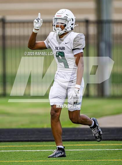 Thumbnail 1 in Kingwood Park vs. Galena Park (Scrimmage) photogallery.