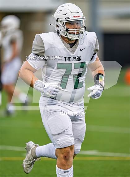 Thumbnail 2 in Kingwood Park vs. Galena Park (Scrimmage) photogallery.