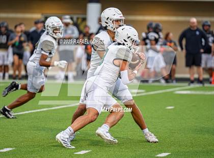 Thumbnail 3 in Kingwood Park vs. Galena Park (Scrimmage) photogallery.