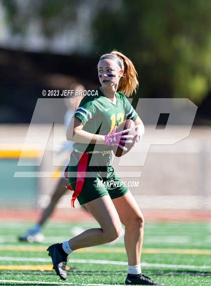 Thumbnail 1 in Oak Park @ Moorpark  photogallery.