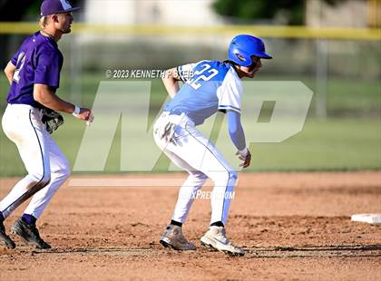 Thumbnail 3 in Bourgeois @ Thibodaux photogallery.
