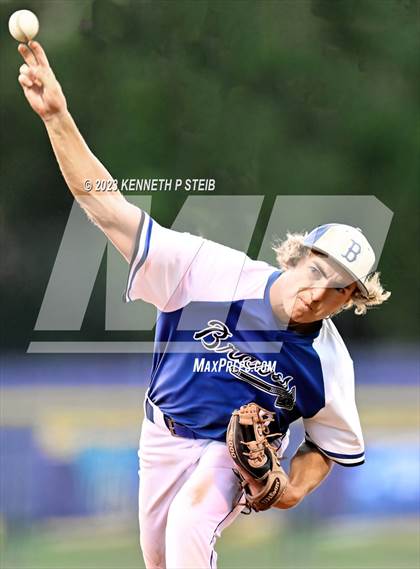 Thumbnail 2 in Bourgeois @ Thibodaux photogallery.