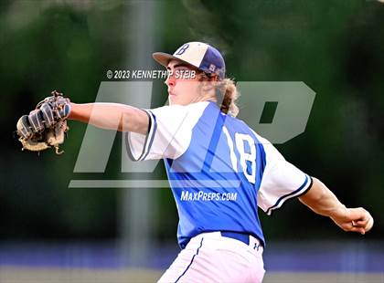 Thumbnail 3 in Bourgeois @ Thibodaux photogallery.