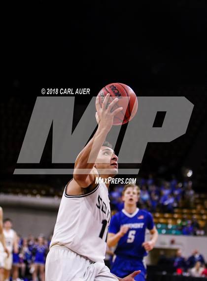 Thumbnail 1 in Longmont vs. Pueblo South (CHSAA 4A Final Four) photogallery.