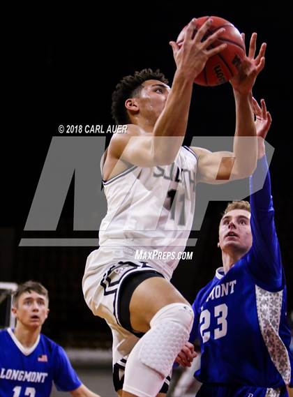 Thumbnail 2 in Longmont vs. Pueblo South (CHSAA 4A Final Four) photogallery.
