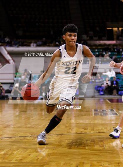 Thumbnail 1 in Longmont vs. Pueblo South (CHSAA 4A Final Four) photogallery.