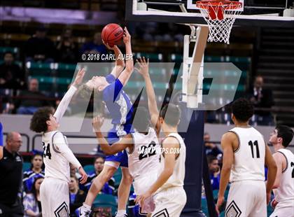 Thumbnail 3 in Longmont vs. Pueblo South (CHSAA 4A Final Four) photogallery.