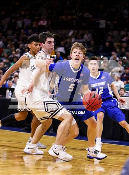 Thumbnail 2 in Longmont vs. Pueblo South (CHSAA 4A Final Four) photogallery.