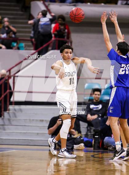 Thumbnail 2 in Longmont vs. Pueblo South (CHSAA 4A Final Four) photogallery.