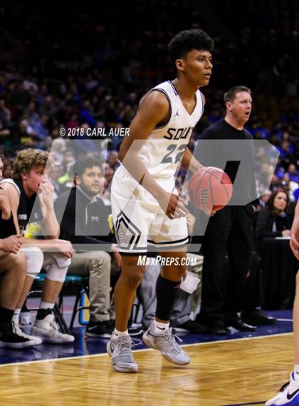 Thumbnail 2 in Longmont vs. Pueblo South (CHSAA 4A Final Four) photogallery.