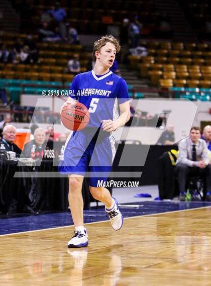 Thumbnail 3 in Longmont vs. Pueblo South (CHSAA 4A Final Four) photogallery.