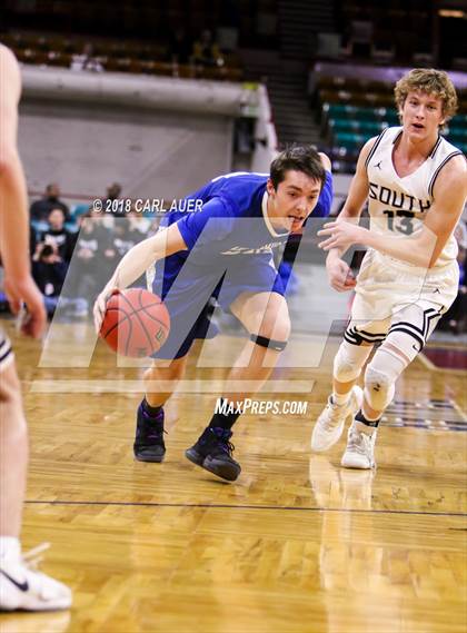 Thumbnail 3 in Longmont vs. Pueblo South (CHSAA 4A Final Four) photogallery.