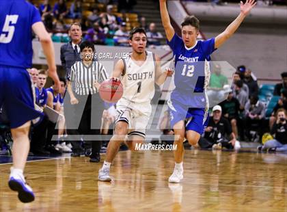Thumbnail 1 in Longmont vs. Pueblo South (CHSAA 4A Final Four) photogallery.