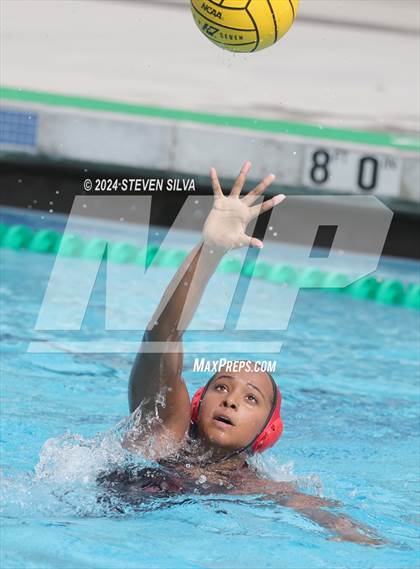 Thumbnail 2 in Clairemont vs. San Clemente (CIF SoCal Regional Division 2 Final) photogallery.