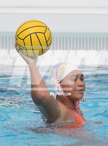 Thumbnail 2 in Clairemont vs. San Clemente (CIF SoCal Regional Division 2 Final) photogallery.