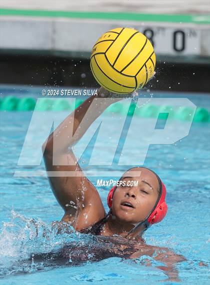 Thumbnail 3 in Clairemont vs. San Clemente (CIF SoCal Regional Division 2 Final) photogallery.