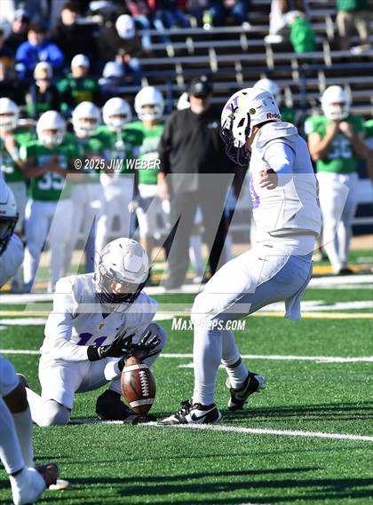 Thumbnail 2 in Vian vs Adair (OSSAA 2A-II Final) photogallery.