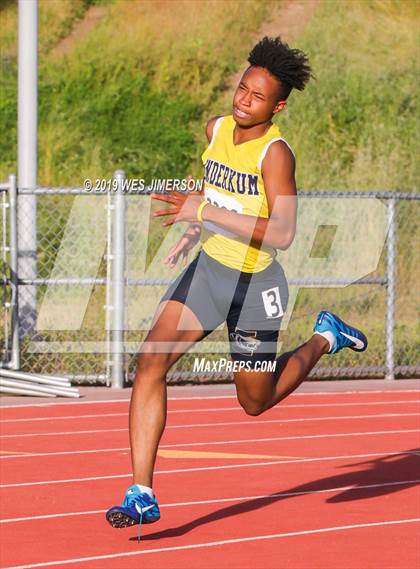 Thumbnail 3 in SacTown Races (Sprints, Hurdles, and Relays) photogallery.