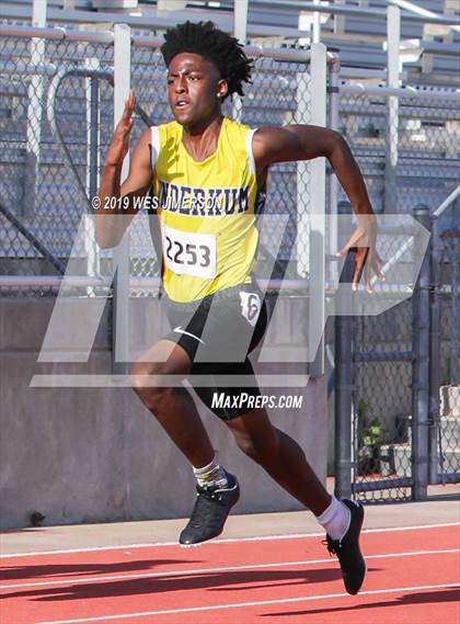 Thumbnail 1 in SacTown Races (Sprints, Hurdles, and Relays) photogallery.