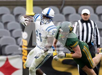 Thumbnail 3 in Seton LaSalle vs. South Park (WPIAL 2A Quarterfinal) photogallery.