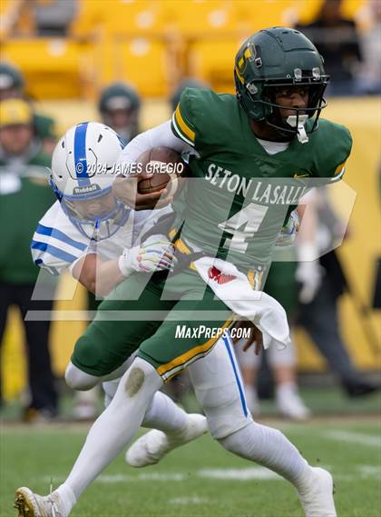Thumbnail 3 in Seton LaSalle vs. South Park (WPIAL 2A Quarterfinal) photogallery.