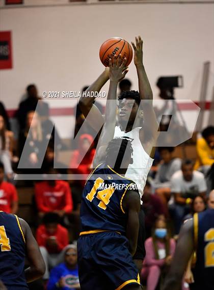 Thumbnail 2 in West Oaks Academy vs Winter Haven (Oldsmar Preseason Classic) photogallery.