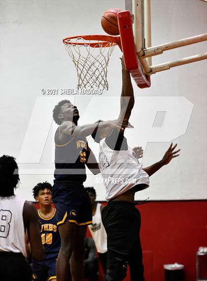 Thumbnail 3 in West Oaks Academy vs Winter Haven (Oldsmar Preseason Classic) photogallery.