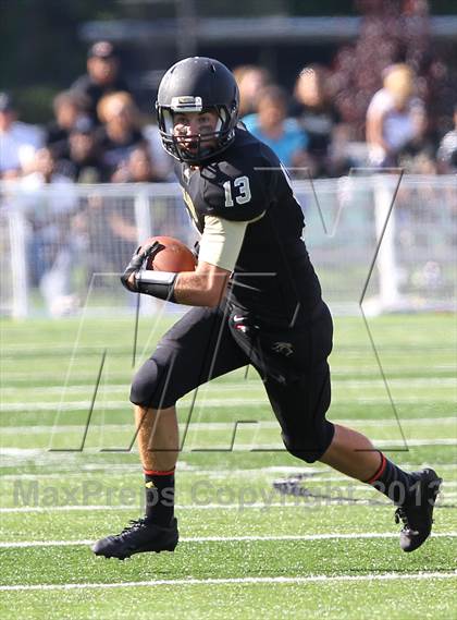 Thumbnail 1 in Gilman @ Paramus Catholic (I-95 New Jersey Football Classic) photogallery.