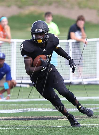 Thumbnail 1 in Gilman @ Paramus Catholic (I-95 New Jersey Football Classic) photogallery.