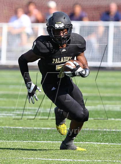 Thumbnail 3 in Gilman @ Paramus Catholic (I-95 New Jersey Football Classic) photogallery.