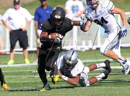 Thumbnail 2 in Gilman @ Paramus Catholic (I-95 New Jersey Football Classic) photogallery.