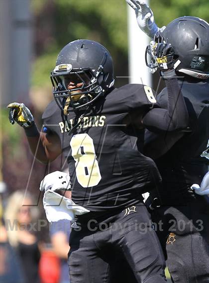 Thumbnail 2 in Gilman @ Paramus Catholic (I-95 New Jersey Football Classic) photogallery.