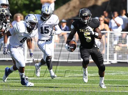 Thumbnail 2 in Gilman @ Paramus Catholic (I-95 New Jersey Football Classic) photogallery.