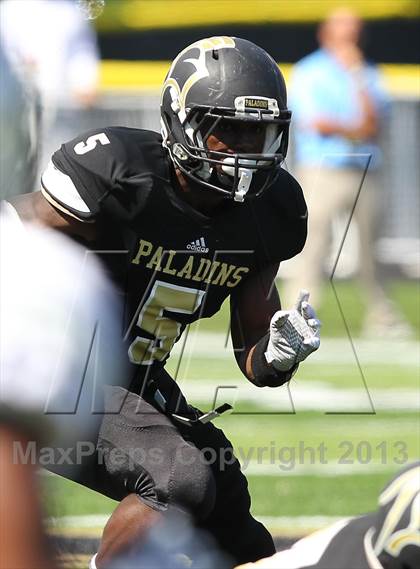 Thumbnail 1 in Gilman @ Paramus Catholic (I-95 New Jersey Football Classic) photogallery.