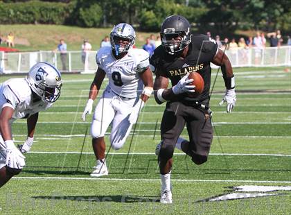 Thumbnail 1 in Gilman @ Paramus Catholic (I-95 New Jersey Football Classic) photogallery.