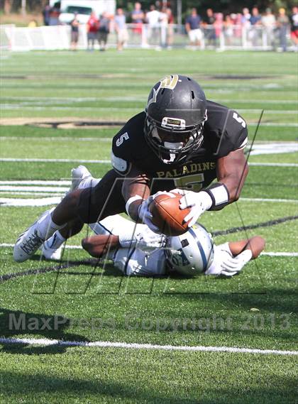 Thumbnail 2 in Gilman @ Paramus Catholic (I-95 New Jersey Football Classic) photogallery.