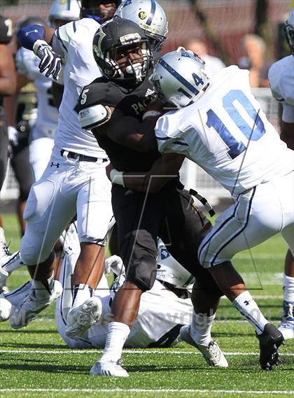 Thumbnail 1 in Gilman @ Paramus Catholic (I-95 New Jersey Football Classic) photogallery.