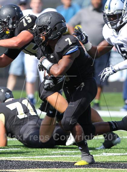 Thumbnail 1 in Gilman @ Paramus Catholic (I-95 New Jersey Football Classic) photogallery.