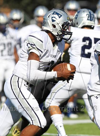 Thumbnail 3 in Gilman @ Paramus Catholic (I-95 New Jersey Football Classic) photogallery.