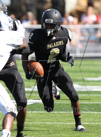 Thumbnail 2 in Gilman @ Paramus Catholic (I-95 New Jersey Football Classic) photogallery.