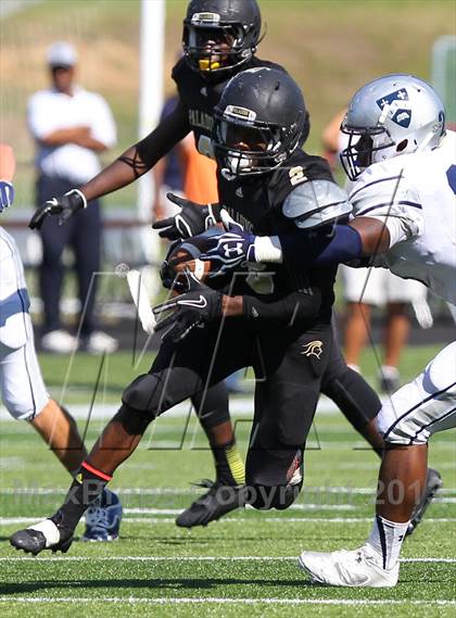 Thumbnail 3 in Gilman @ Paramus Catholic (I-95 New Jersey Football Classic) photogallery.