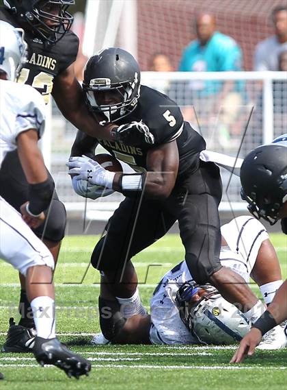 Thumbnail 3 in Gilman @ Paramus Catholic (I-95 New Jersey Football Classic) photogallery.