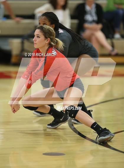 Thumbnail 3 in Mater Dei @ Orange Lutheran photogallery.