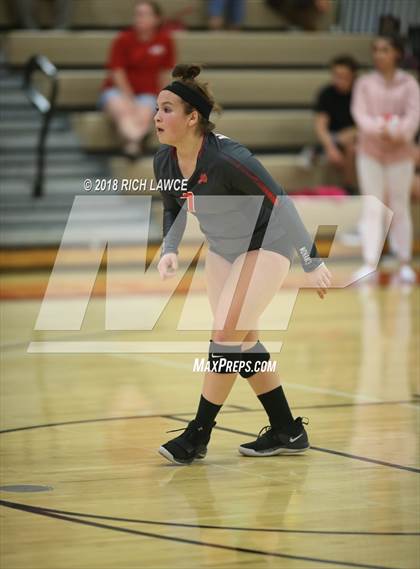 Thumbnail 3 in Mater Dei @ Orange Lutheran photogallery.